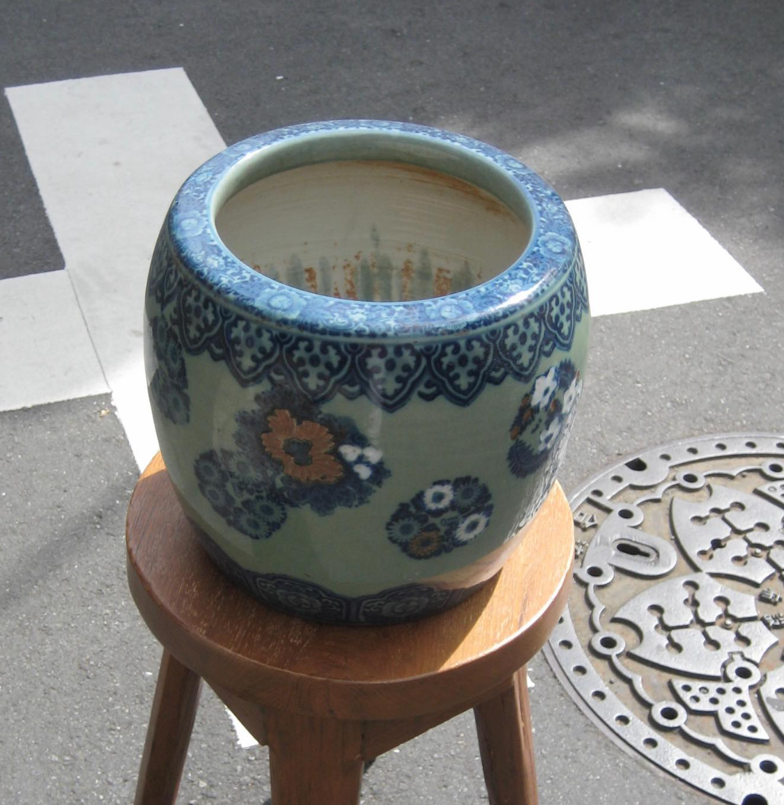 B182s 十錦手「花尽くし火鉢」菊・梅・牡丹 手焙り 鉢カバー 七宝繋 B182s 十錦手「花尽くし火鉢」菊・梅・牡丹 手焙り 鉢カバー 七宝繋